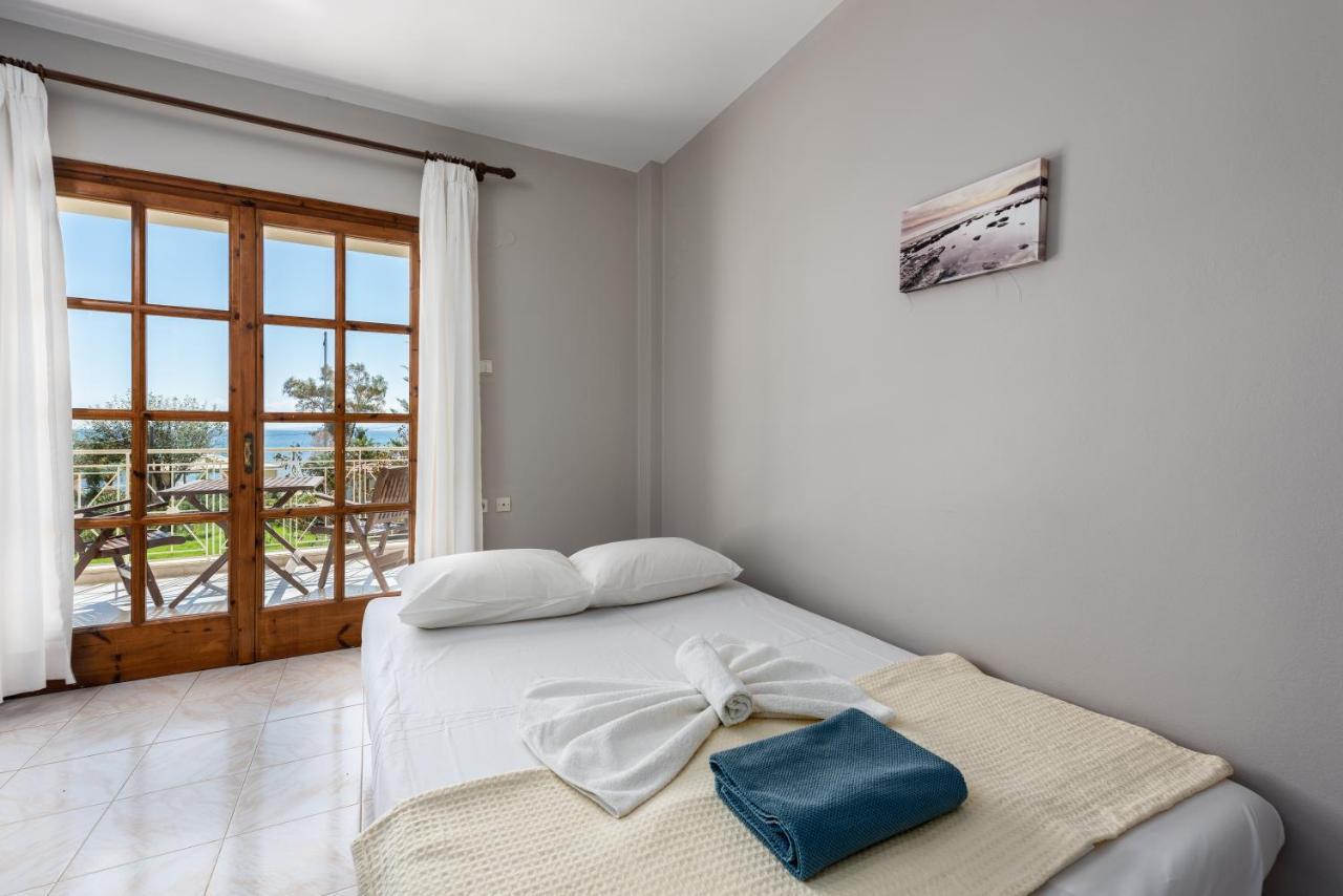 Albouro Seafront Apartments Kateleios Exterior foto