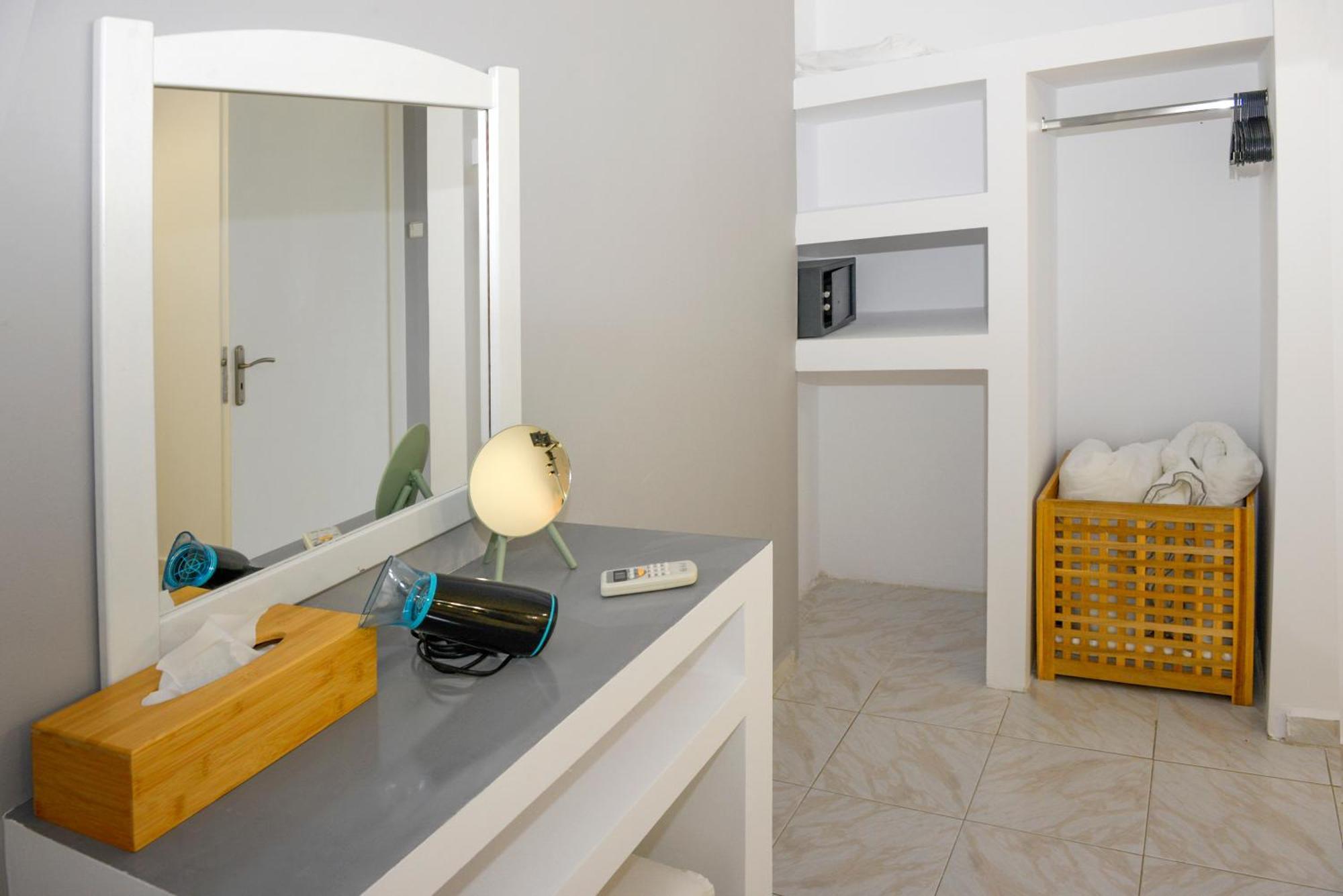 Albouro Seafront Apartments Kateleios Exterior foto