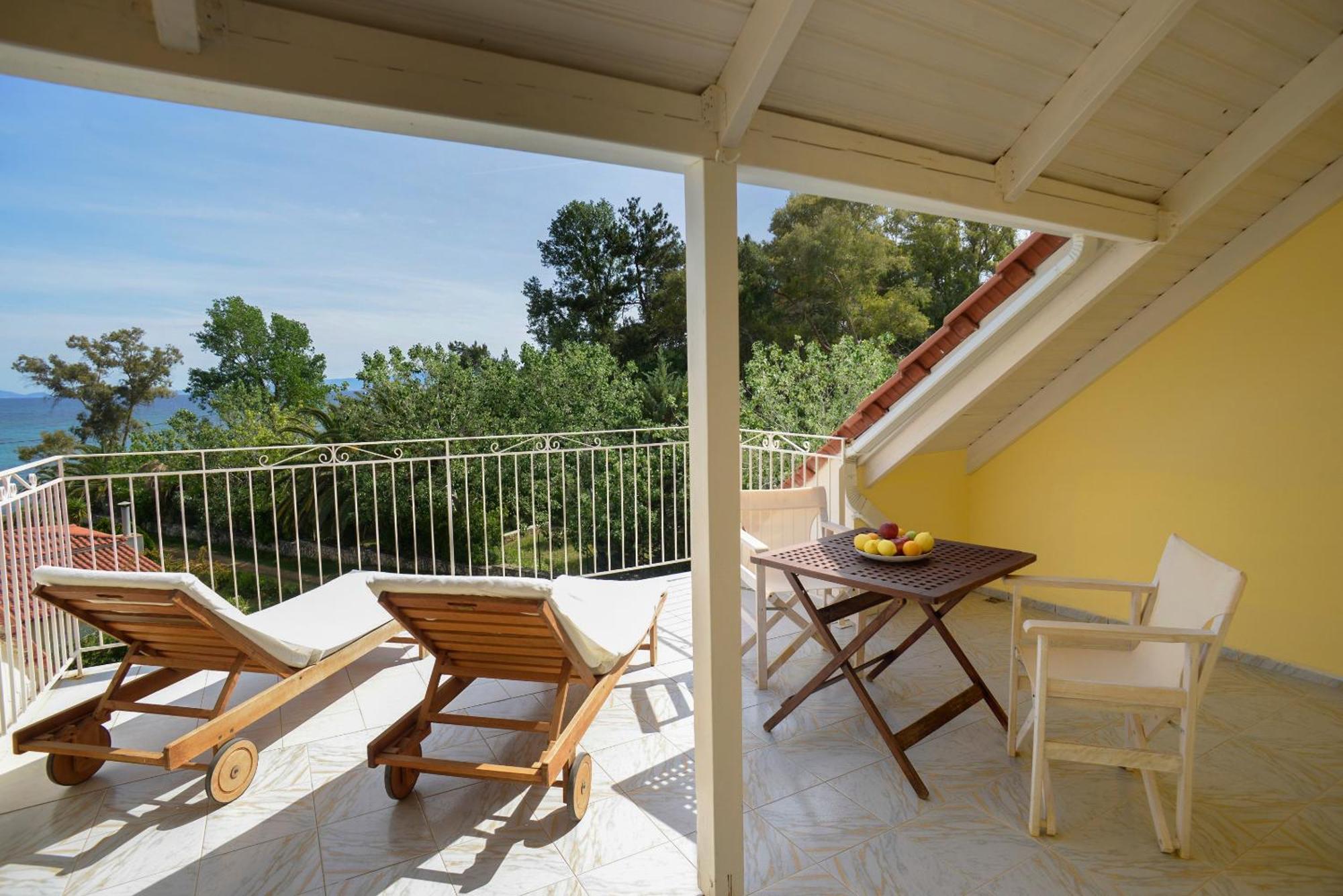 Albouro Seafront Apartments Kateleios Exterior foto